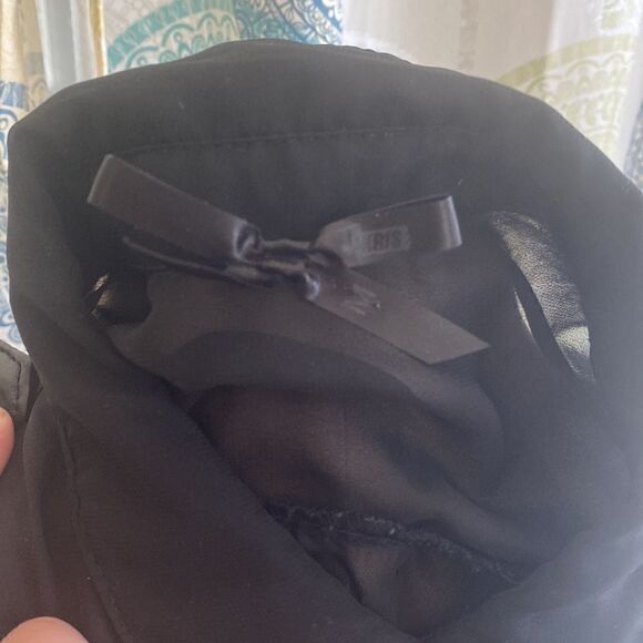 Shear, button down vest with shoulder accents & pockets. Slightly worn. M. - Picture 7 of 7